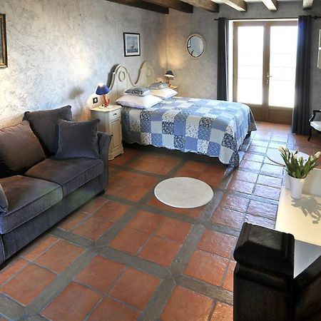 Chateau De Larre Chatres-sur-Cher Room photo